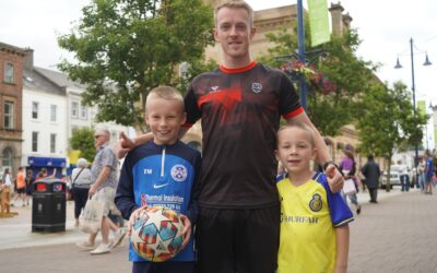 Donny van de Beek deelt intieme blik op partner, gezin en privéleven