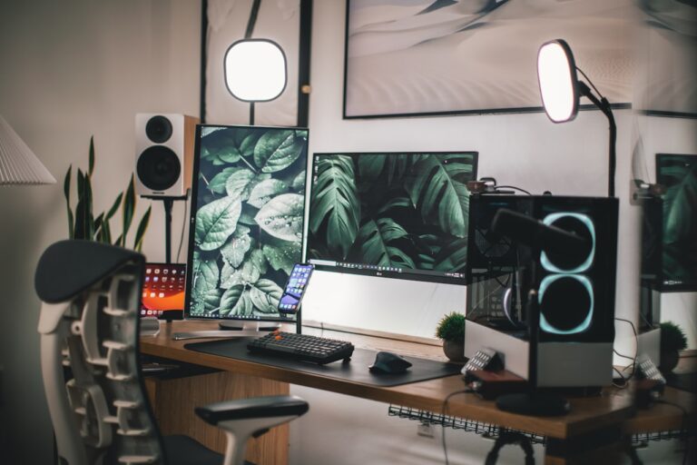 Een Productieve Werkplek Creëren: Tips voor uw Kantoor aan Huis