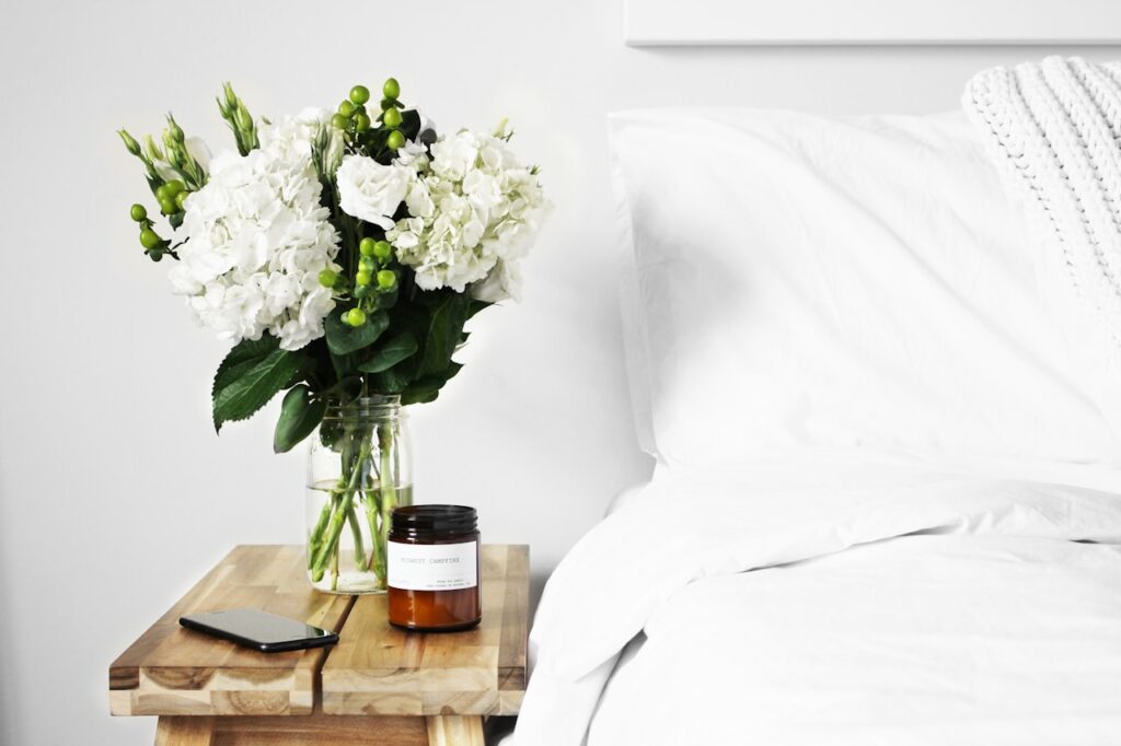 Ontspannen en Opladen: Tips voor een Wellness Slaapkamer